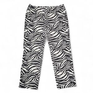 Chicos Ultimate Fit ‎ Zebra Print Cropped Pants Size 00